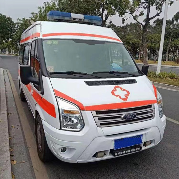 曾都用途不同，救护车装备标准也不同